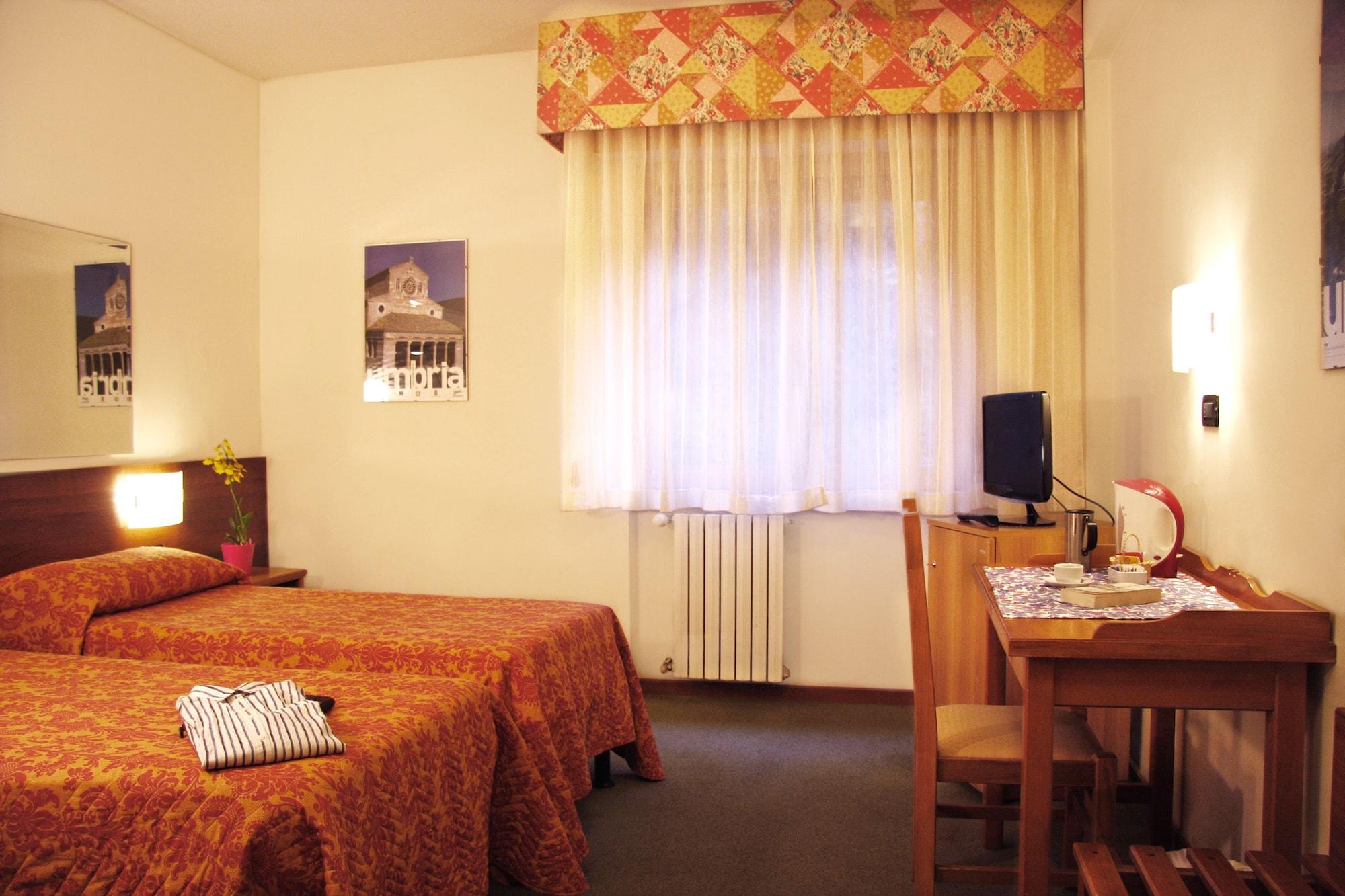 Ilgo Hotel Perugia Esterno foto