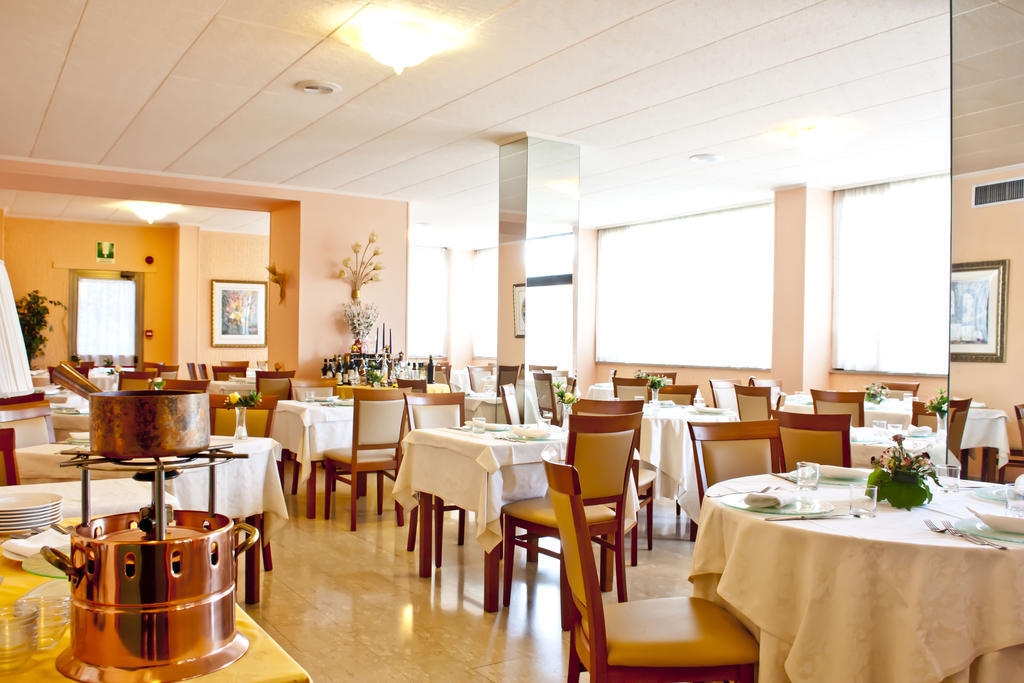 Ilgo Hotel Perugia Esterno foto